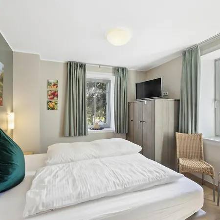 Haus Feuerhardt * Feuerscheid